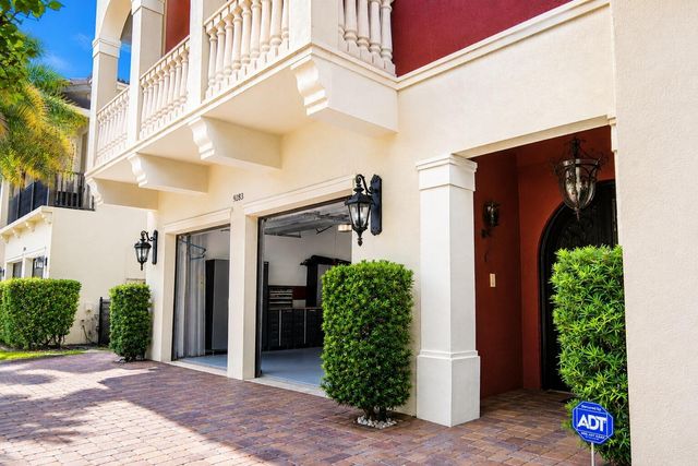 9183 Nugent Trail, West Palm Beach, FL 33411