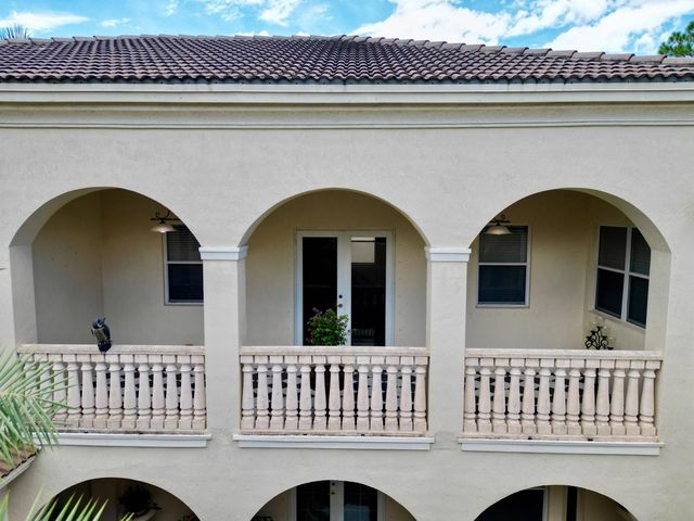 9183 Nugent Trail, West Palm Beach, FL 33411