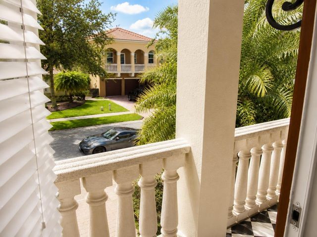 9183 Nugent Trail, West Palm Beach, FL 33411