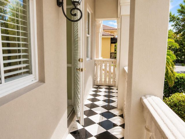 9183 Nugent Trail, West Palm Beach, FL 33411