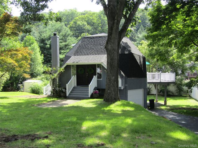 374 Sprout Brook Road, Garrison, NY 10524