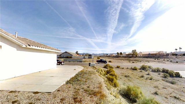 6025 S Kodiak E, Fort Mohave, AZ 86426
