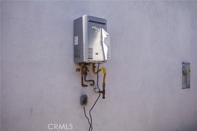 984 Fremont Street, Pomona, CA 91766