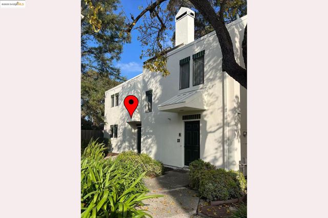 95 Mozden Ln, Pleasant Hill, CA 94523