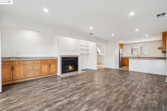 95 Mozden Ln, Pleasant Hill, CA 94523