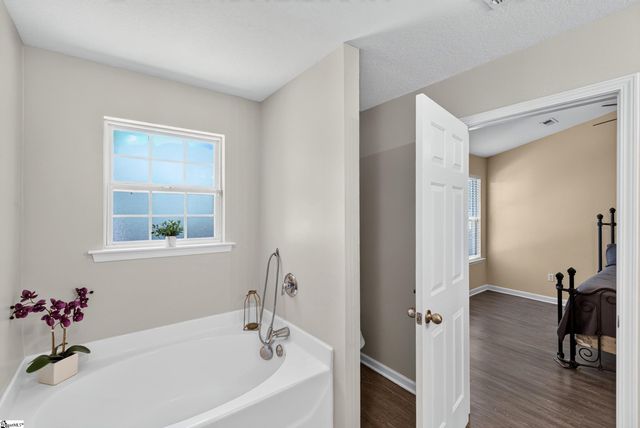 112 Slate Lane, Greer, SC 29650