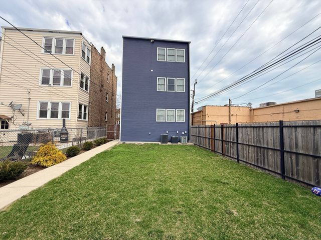 4813 W 22nd Place, Cicero, IL 60804