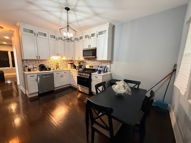 4813 W 22nd Place, Cicero, IL 60804