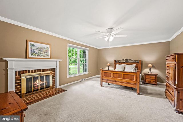 2 WETHERBEE CT, Phoenix, MD 21131