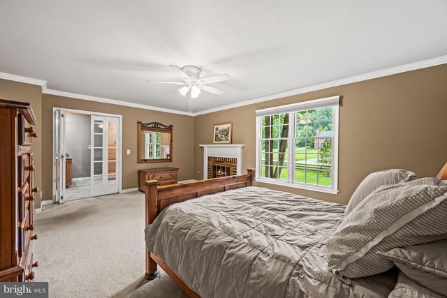 2 WETHERBEE CT, Phoenix, MD 21131