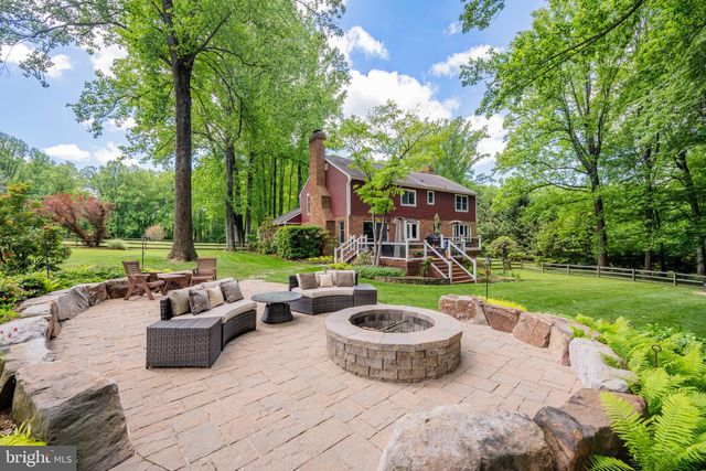 2 WETHERBEE CT, Phoenix, MD 21131