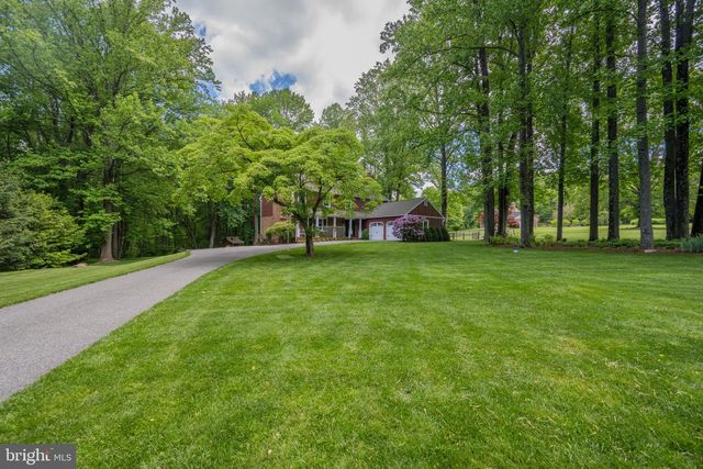 2 WETHERBEE CT, Phoenix, MD 21131