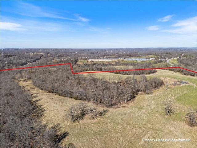 11547 Ervin McGarrah Road, Lowell, AR 72745