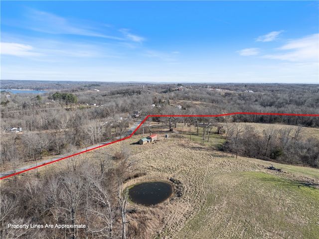 11547 Ervin McGarrah Road, Lowell, AR 72745