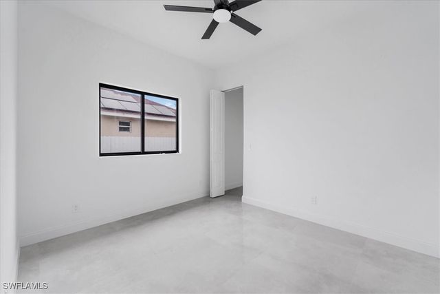 305 Diplomat PKWY E, Cape Coral, FL 33909