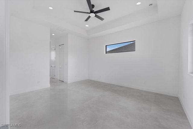 305 Diplomat PKWY E, Cape Coral, FL 33909