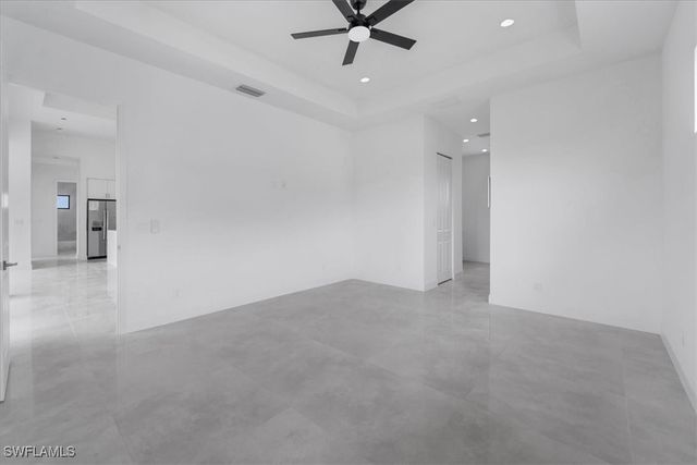 305 Diplomat PKWY E, Cape Coral, FL 33909