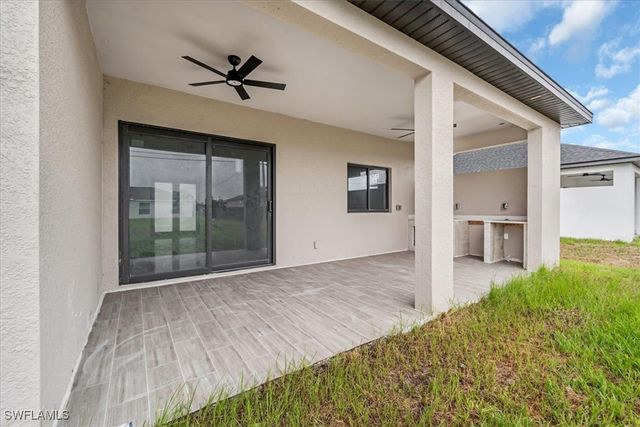 305 Diplomat PKWY E, Cape Coral, FL 33909