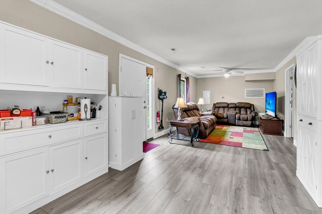 611 Murphy Bay Drive, Cross, SC 29436