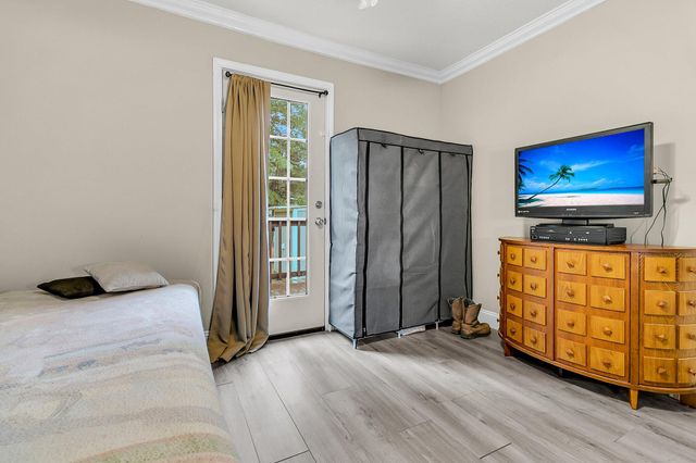 611 Murphy Bay Drive, Cross, SC 29436