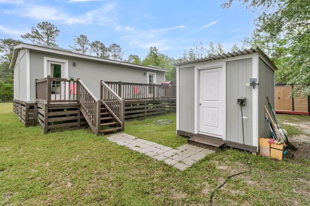 611 Murphy Bay Drive, Cross, SC 29436