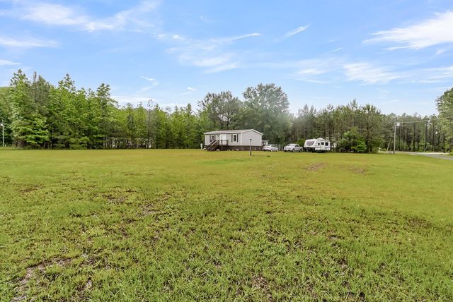 611 Murphy Bay Drive, Cross, SC 29436