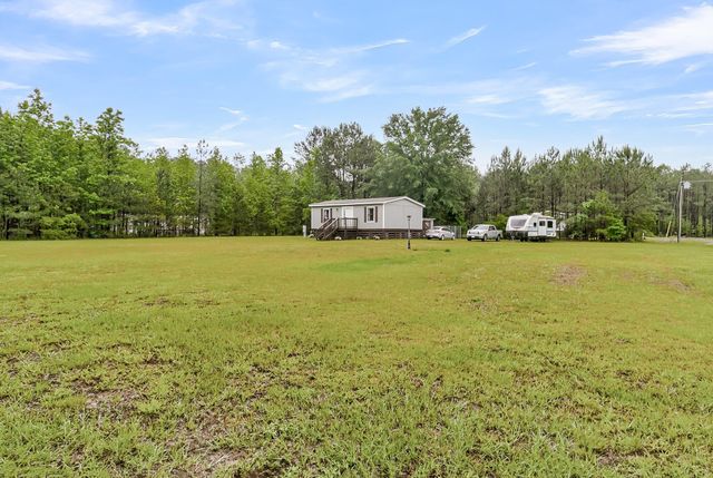 611 Murphy Bay Drive, Cross, SC 29436
