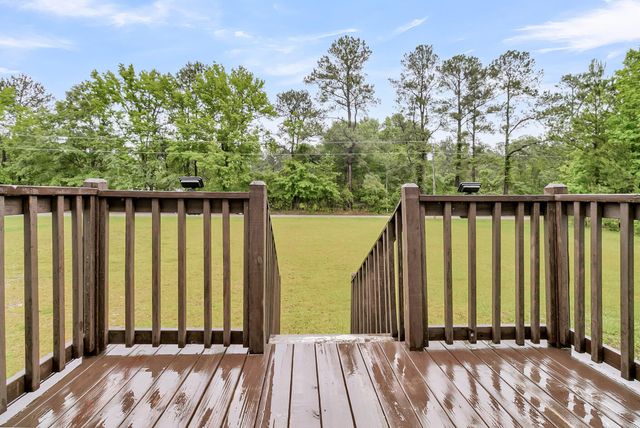 611 Murphy Bay Drive, Cross, SC 29436