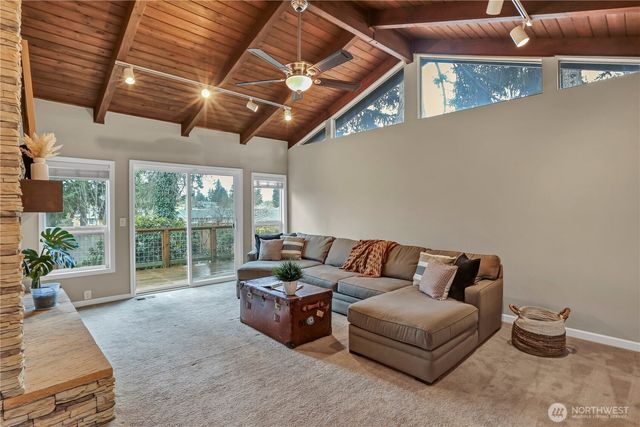 16387 129th Avenue SE, Renton, WA 98058