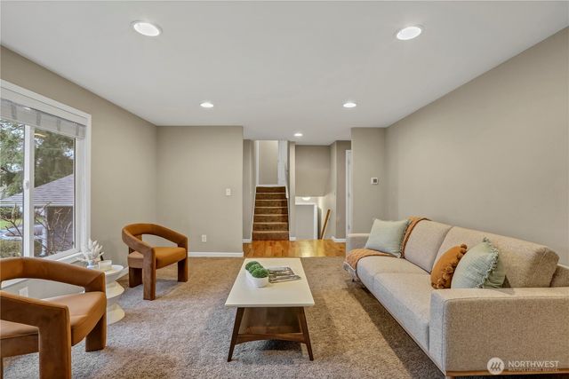 16387 129th Avenue SE, Renton, WA 98058