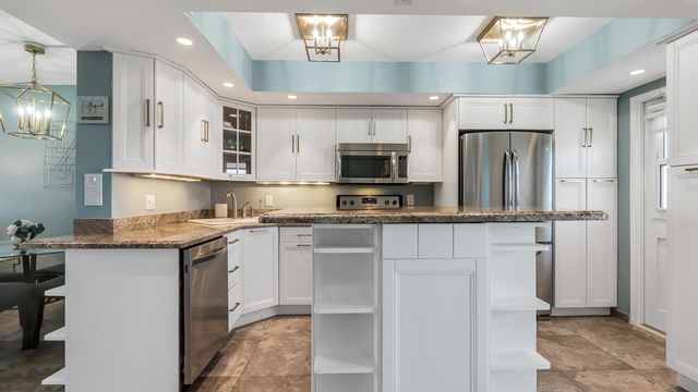 2200 NE 33rd Avenue 10k, Fort Lauderdale, FL 33305