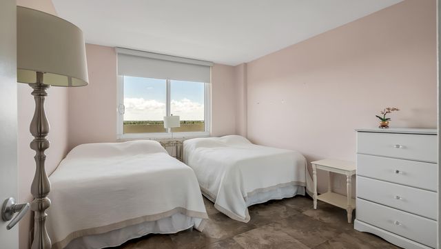 2200 NE 33rd Avenue 10k, Fort Lauderdale, FL 33305