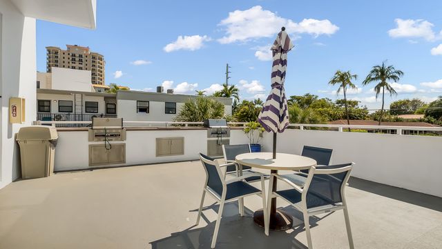 2200 NE 33rd Avenue 10k, Fort Lauderdale, FL 33305