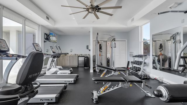 2200 NE 33rd Avenue 10k, Fort Lauderdale, FL 33305