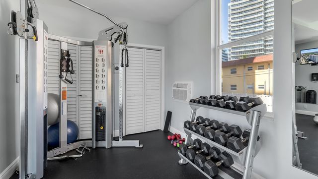 2200 NE 33rd Avenue 10k, Fort Lauderdale, FL 33305