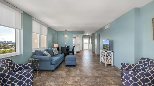 2200 NE 33rd Avenue 10k, Fort Lauderdale, FL 33305