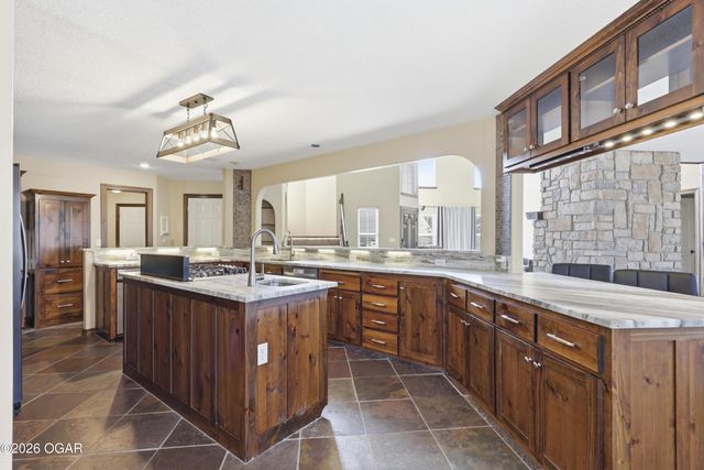 117 Suzanne Circle, Webb City, MO 64870