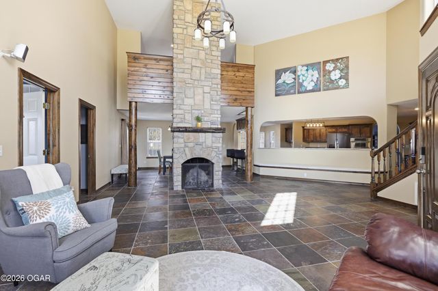 117 Suzanne Circle, Webb City, MO 64870