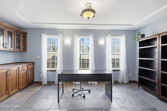 117 Suzanne Circle, Webb City, MO 64870