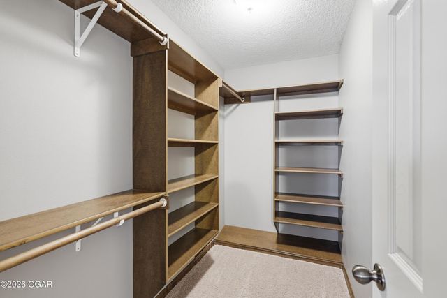 117 Suzanne Circle, Webb City, MO 64870