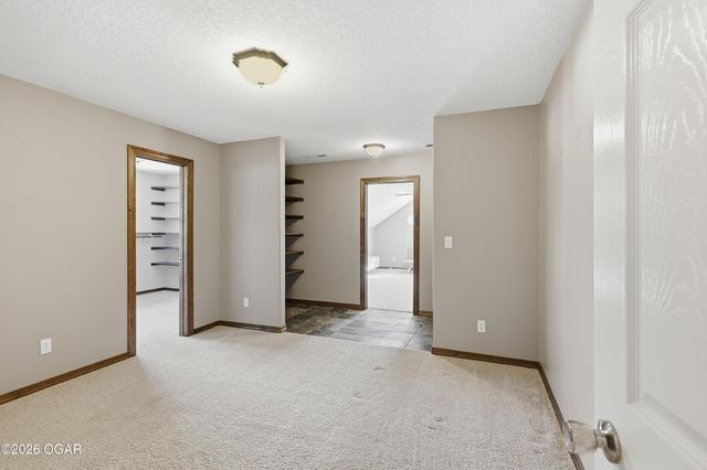 117 Suzanne Circle, Webb City, MO 64870