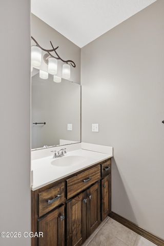 117 Suzanne Circle, Webb City, MO 64870