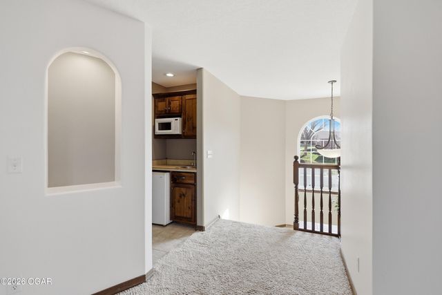 117 Suzanne Circle, Webb City, MO 64870