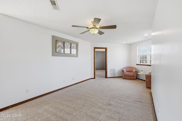 117 Suzanne Circle, Webb City, MO 64870