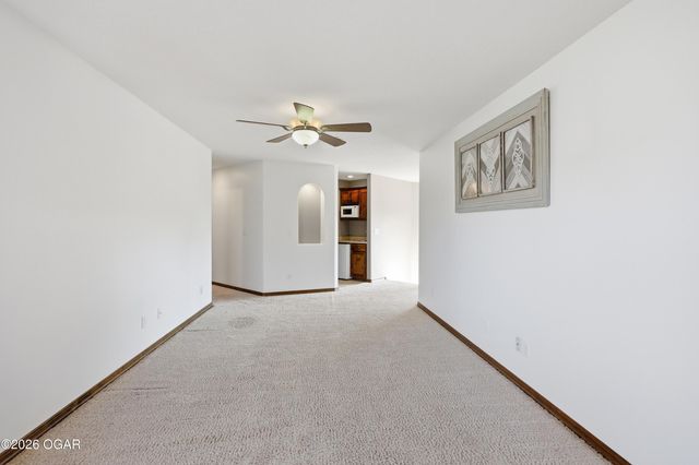 117 Suzanne Circle, Webb City, MO 64870