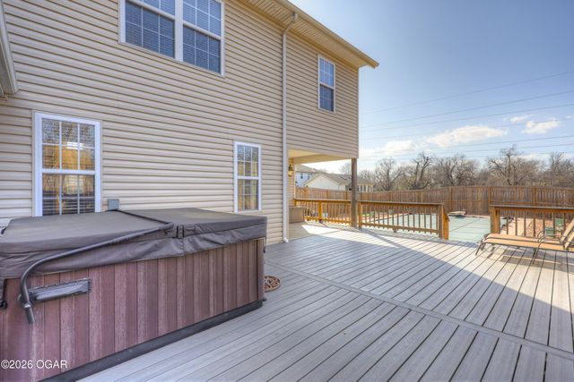 117 Suzanne Circle, Webb City, MO 64870