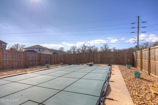 117 Suzanne Circle, Webb City, MO 64870