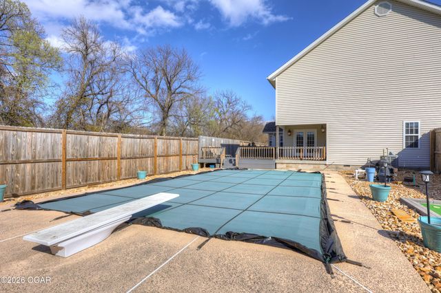 117 Suzanne Circle, Webb City, MO 64870