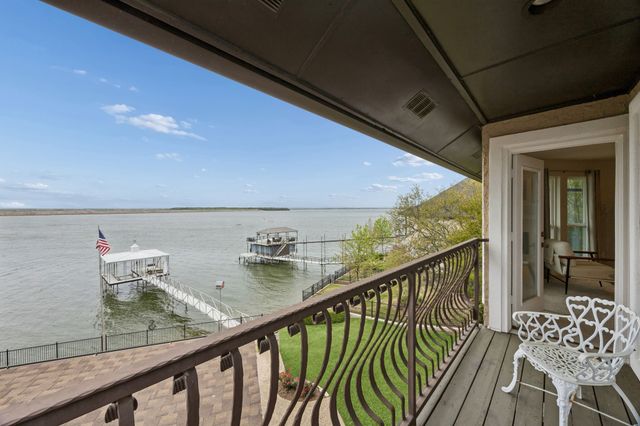 7940 Summit Cove, Fort Worth, TX 76179