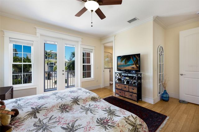 309 68TH STREET, Bradenton Beach, FL 34217